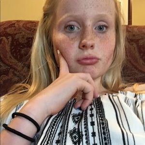 Meet your Posher, Alena